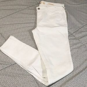 Low rise super skinny white, size 7R